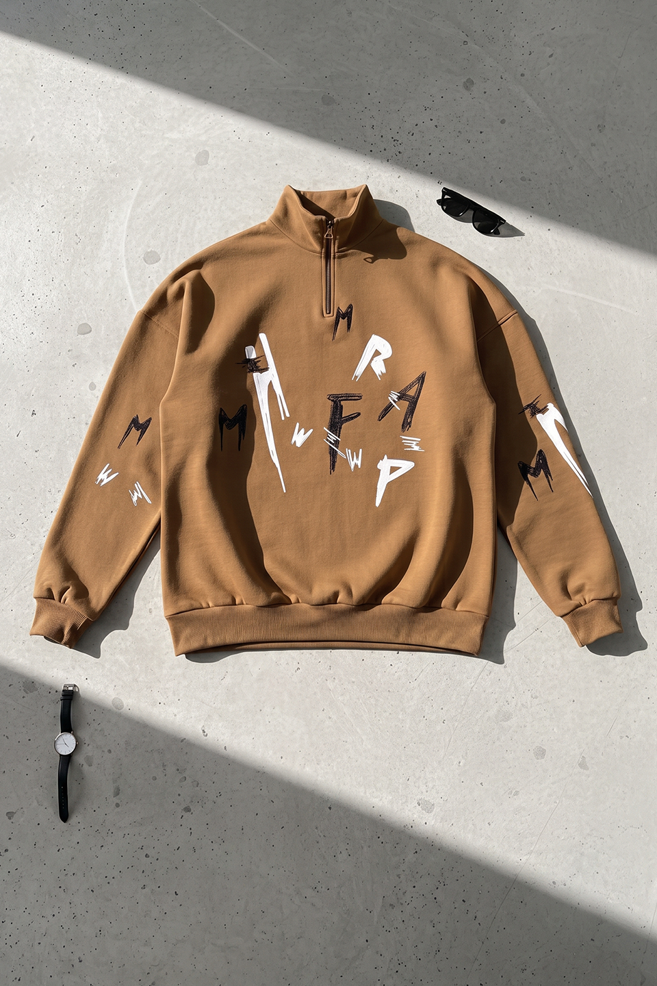 Emerce - Zipper Mock Neck - Brown
